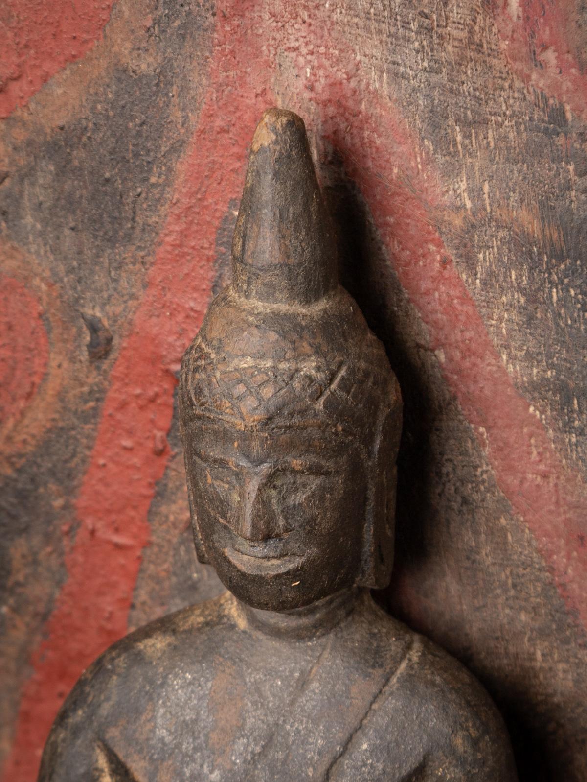 Statue de Bouddha antique en bois de Birmanie - OriginalBuddhas Bon état - En vente à DEVENTER, NL