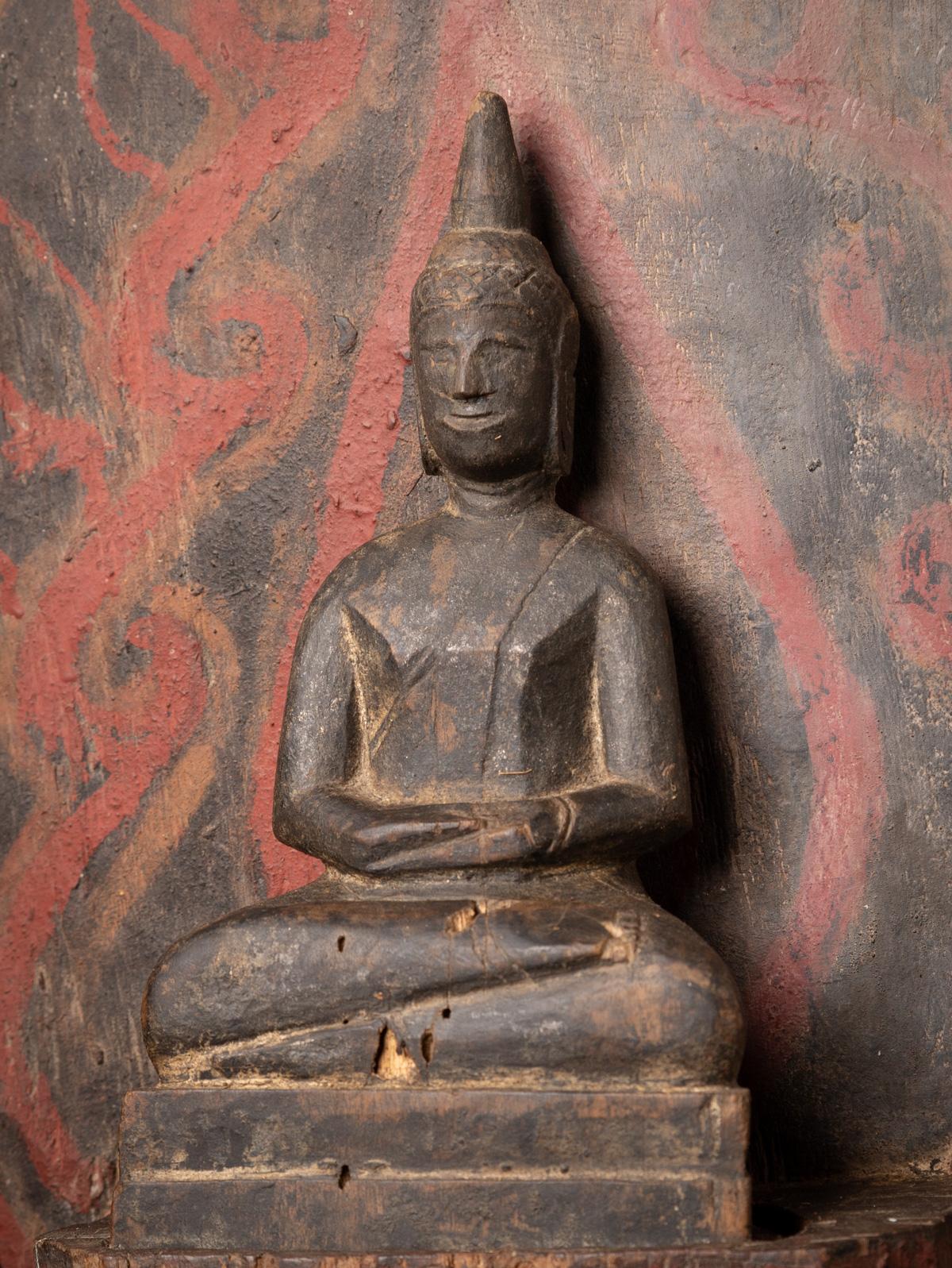 Statue de Bouddha antique en bois de Birmanie - OriginalBuddhas en vente 2