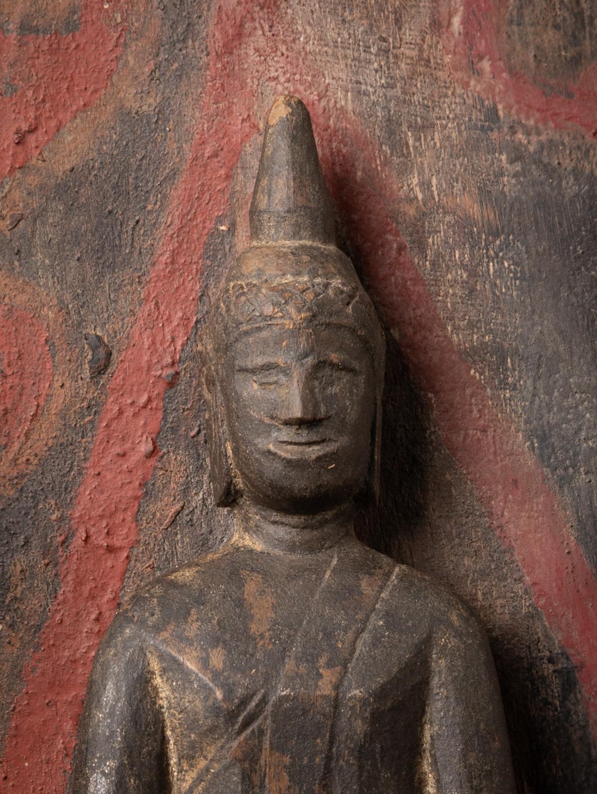 Statue de Bouddha antique en bois de Birmanie - OriginalBuddhas en vente 3