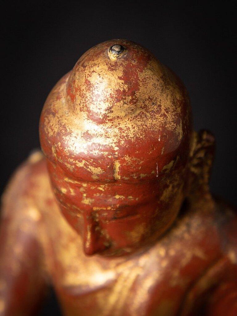 Antique wooden Burmese Lotus Buddha from Burma For Sale 11
