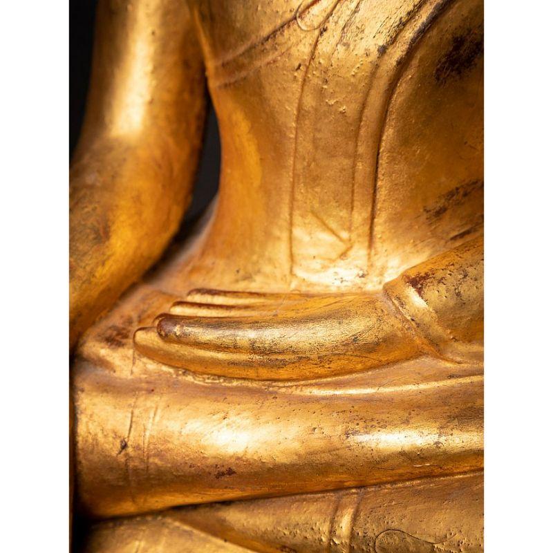 Antiker burmesischer Lotus-Buddha aus Holz aus Burma im Angebot 13