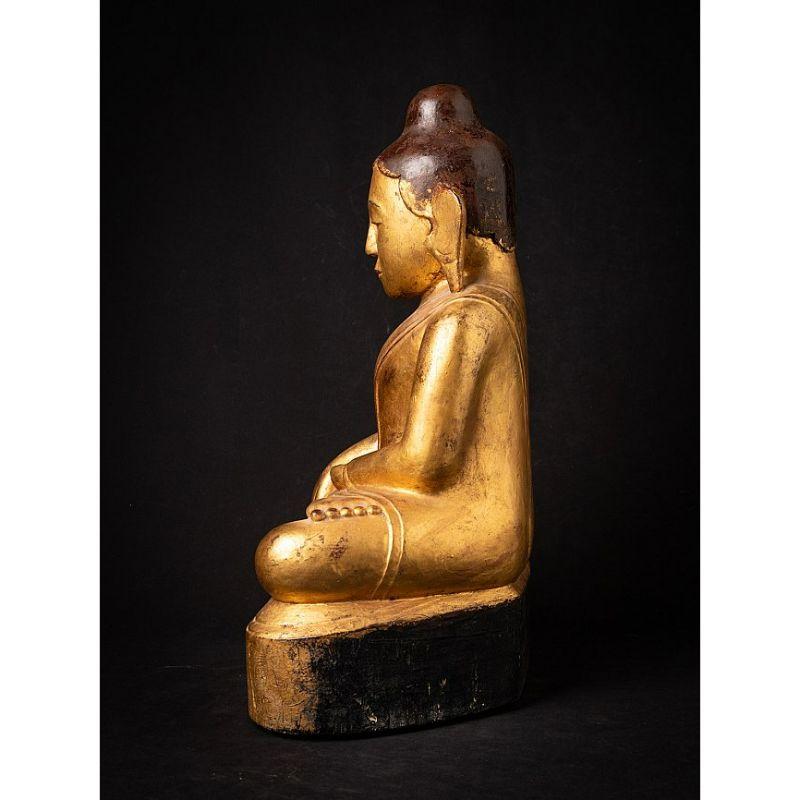 Antique Wooden Burmese Lotus Buddha from Burma In Good Condition For Sale In DEVENTER, NL