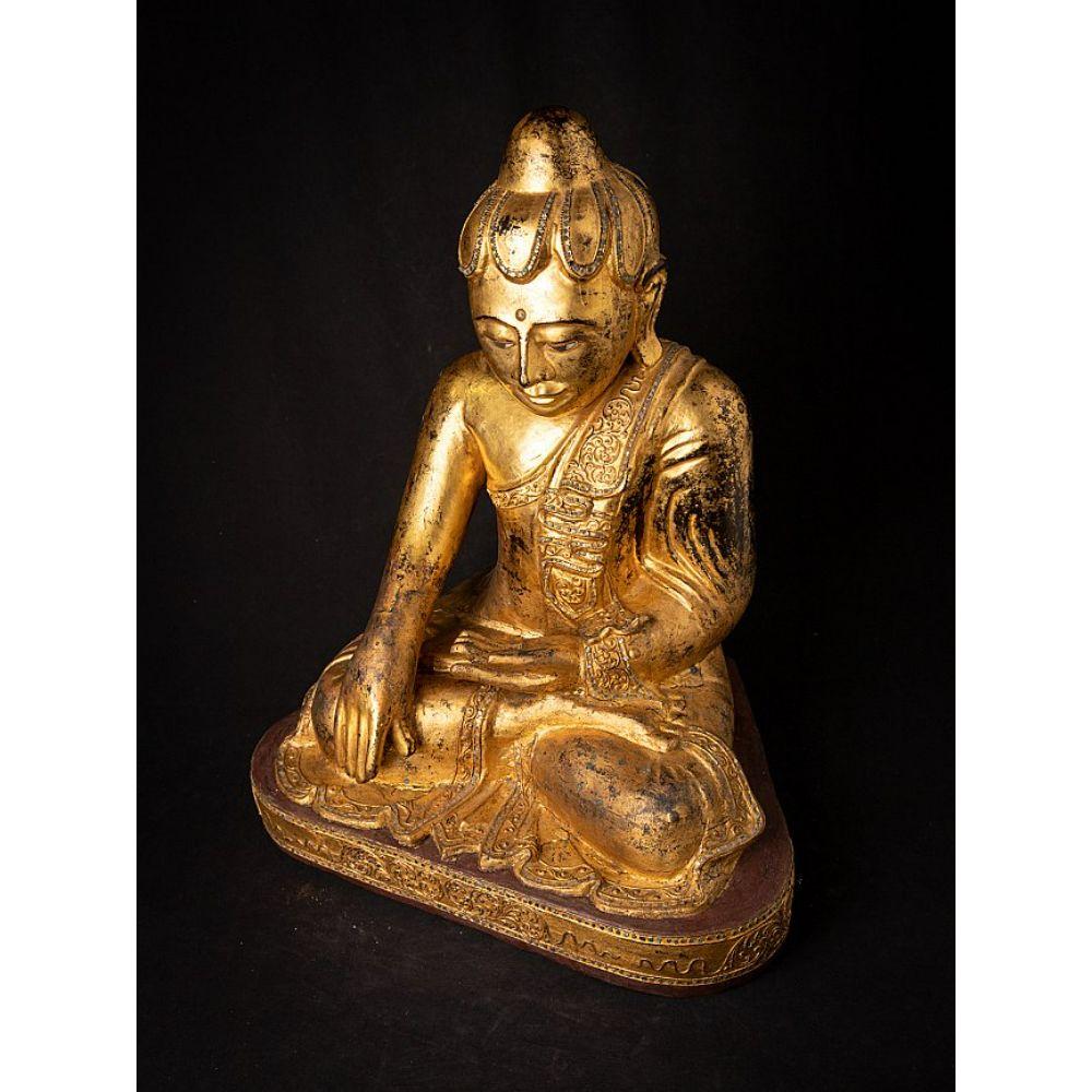 Antique wooden Burmese Lotus Buddha from Burma For Sale 2