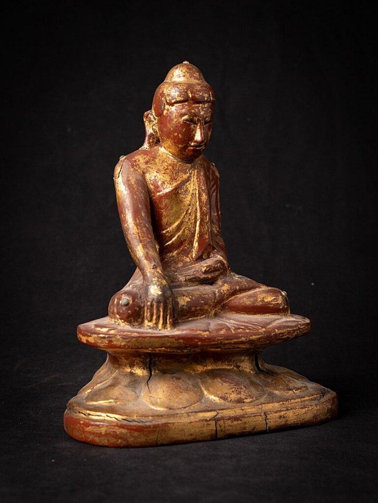 Antique wooden Burmese Lotus Buddha from Burma For Sale 3