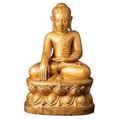 Antiker burmesischer Lotus-Buddha aus Holz aus Burma