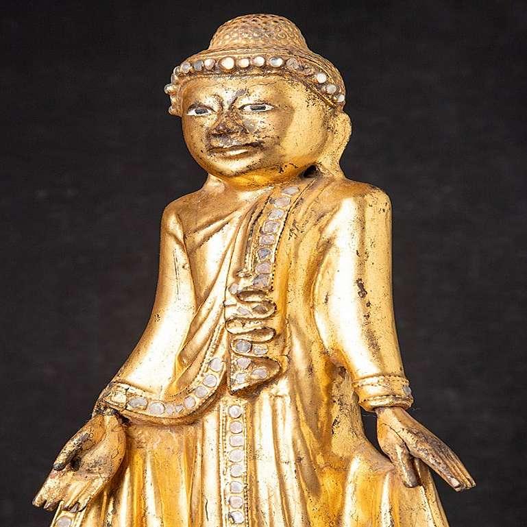 Bouddha de Mandalay birman ancien en bois de Birmanie en vente 6