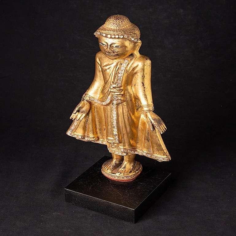 Antique wooden Burmese Mandalay Buddha from Burma For Sale 8
