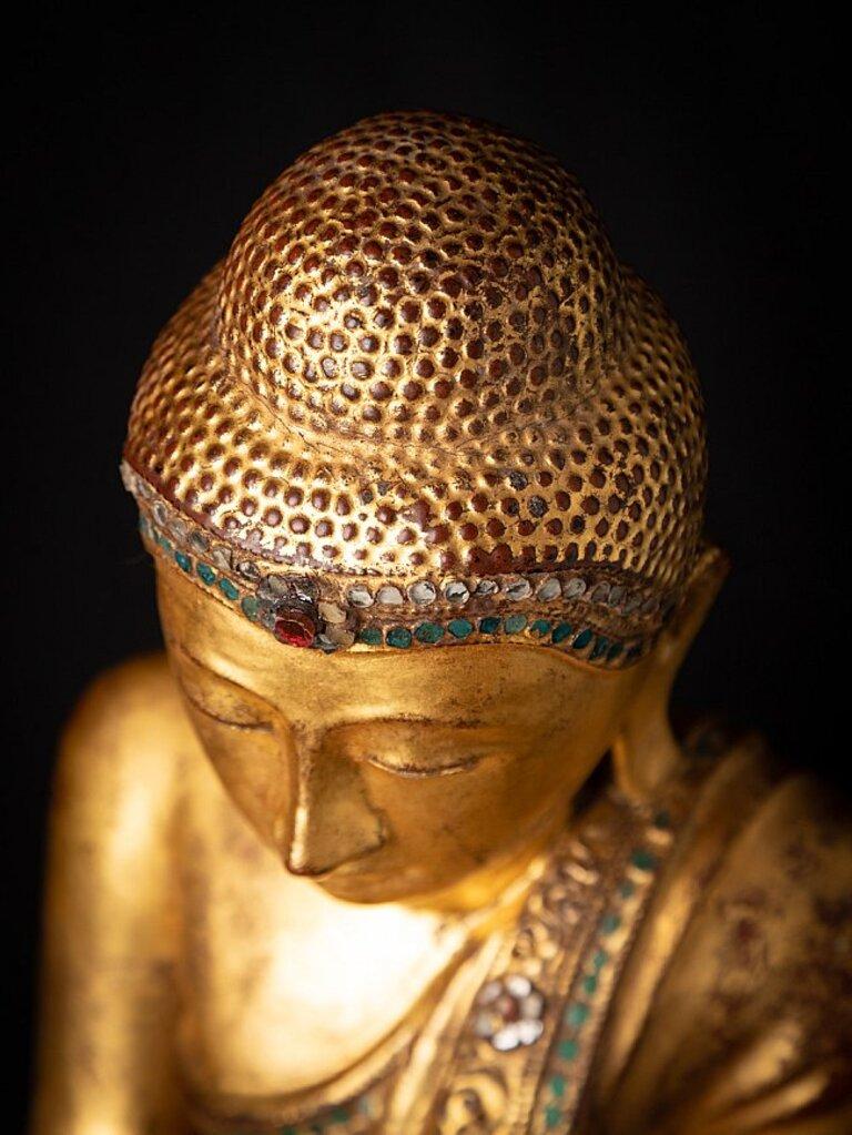 Antiker burmesischer Mandalay-Buddha aus Holz aus Burma im Angebot 8