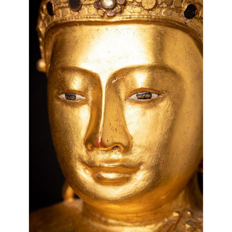 Bouddha de Mandalay birman ancien en bois de Birmanie en vente 10