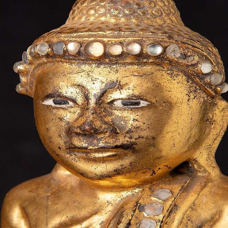 Antique wooden Burmese Mandalay Buddha from Burma For Sale 10