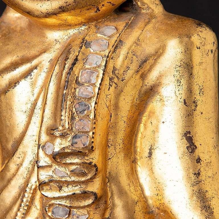 Antique wooden Burmese Mandalay Buddha from Burma For Sale 11