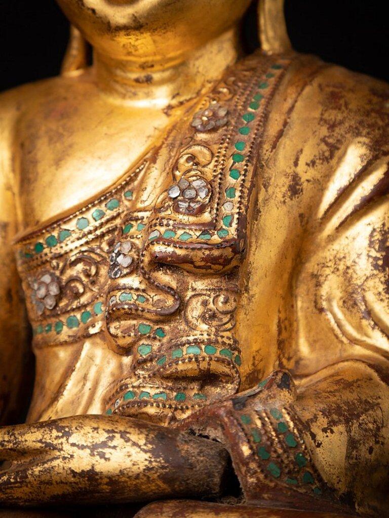 Antiker burmesischer Mandalay-Buddha aus Holz aus Burma im Angebot 11