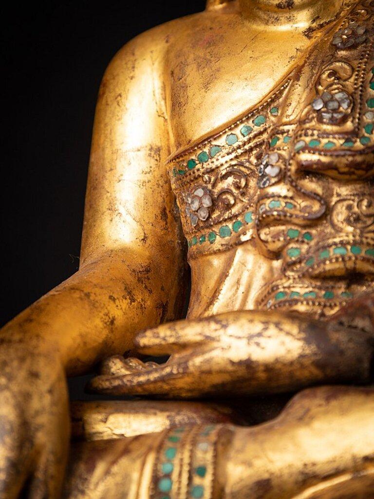 Antiker burmesischer Mandalay-Buddha aus Holz aus Burma im Angebot 13