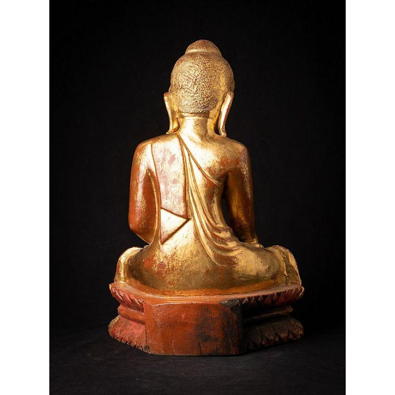 Antico Buddha birmano in legno di Mandalay proveniente dalla Birmania In condizioni buone in vendita a DEVENTER, NL