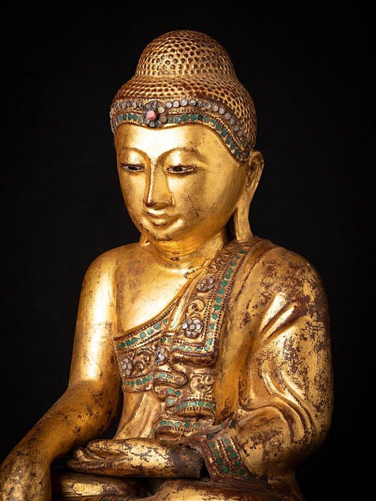 Antiker burmesischer Mandalay-Buddha aus Holz aus Burma im Zustand „Gut“ im Angebot in DEVENTER, NL