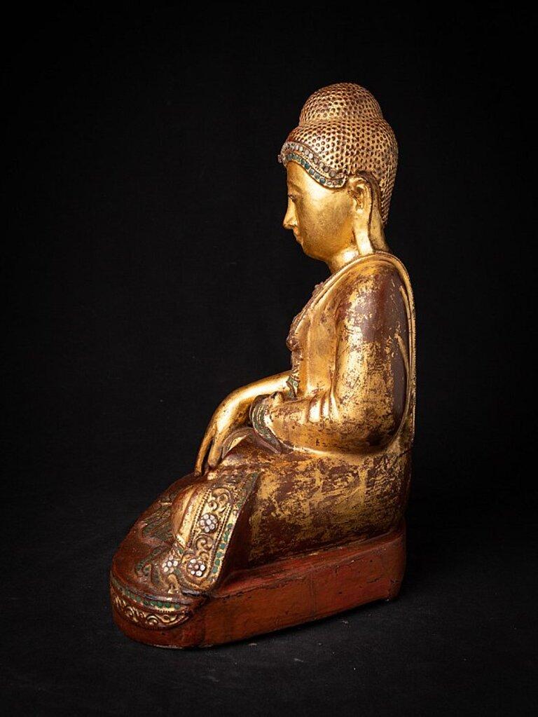 Antiker burmesischer Mandalay-Buddha aus Holz aus Burma im Angebot 1