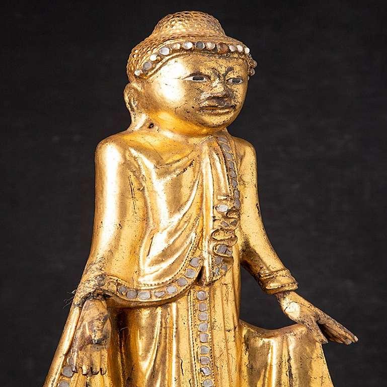 Antique wooden Burmese Mandalay Buddha from Burma For Sale 2