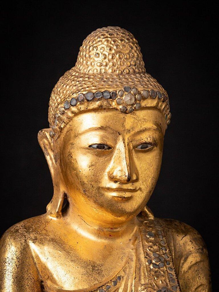 Antique Wooden Burmese Mandalay Buddha from Burma For Sale 4
