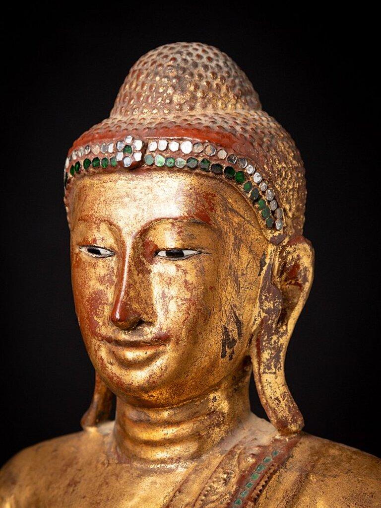 Antique Wooden Burmese Mandalay Buddha from Burma For Sale 5