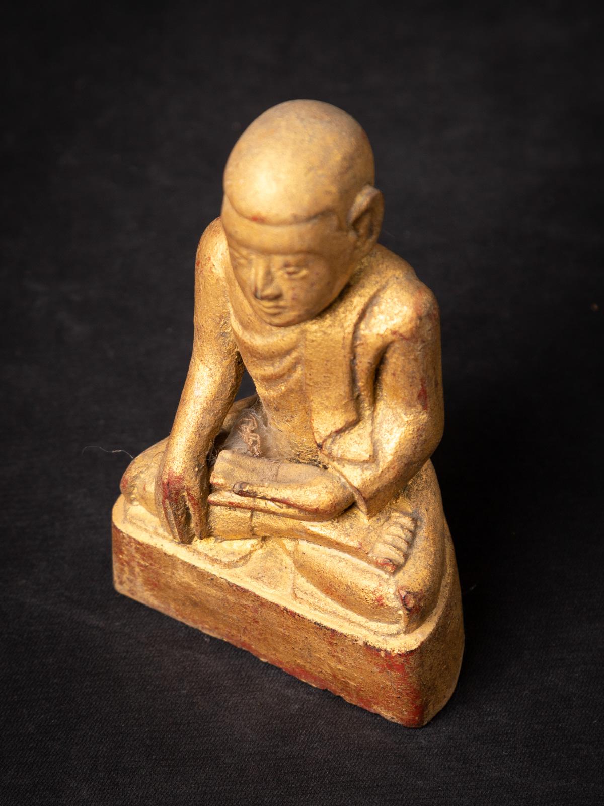 Ancien moine birman en bois de Birmanie en vente 9