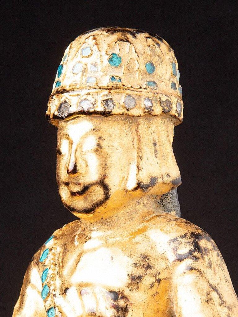 statue ancienne en bois de Birmanie Nat de Birmanie en vente 6