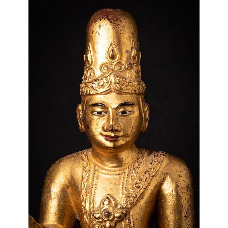 Antique Wooden Burmese Nat Statue from Burma In Good Condition For Sale In DEVENTER, NL