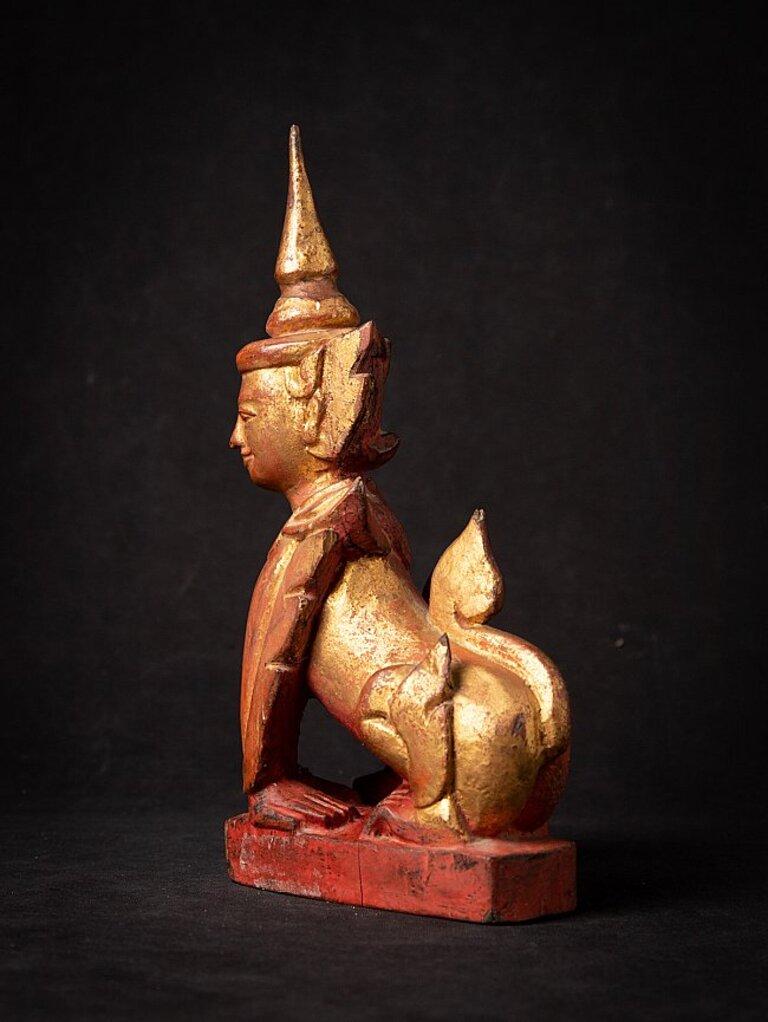 Antique wooden Burmese Nat statue from Burma  Original Buddhas In Good Condition For Sale In DEVENTER, NL