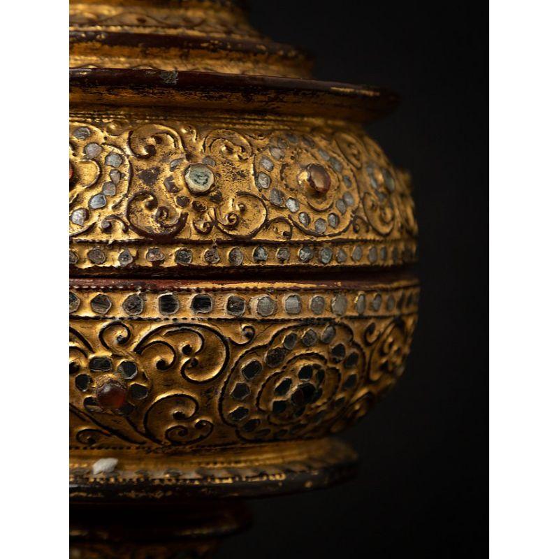Antikes burmesisches Angebotsgefäß aus Holz aus Burma im Angebot 6