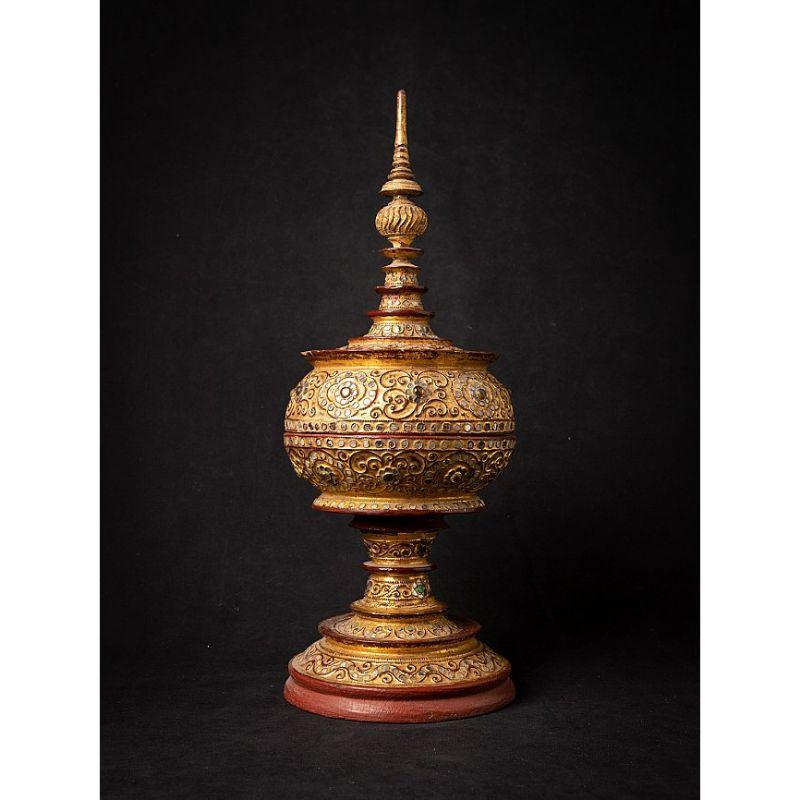 Material: wood
Measures: 47 cm high.
18 cm diameter.
Weight: 1.426 kgs.
Mandalay style.
Originating from Burma.
19th Century.

 