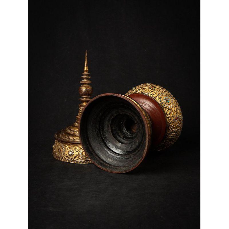 Antikes burmesisches Angebotsgefäß aus Holz aus Burma (19. Jahrhundert) im Angebot