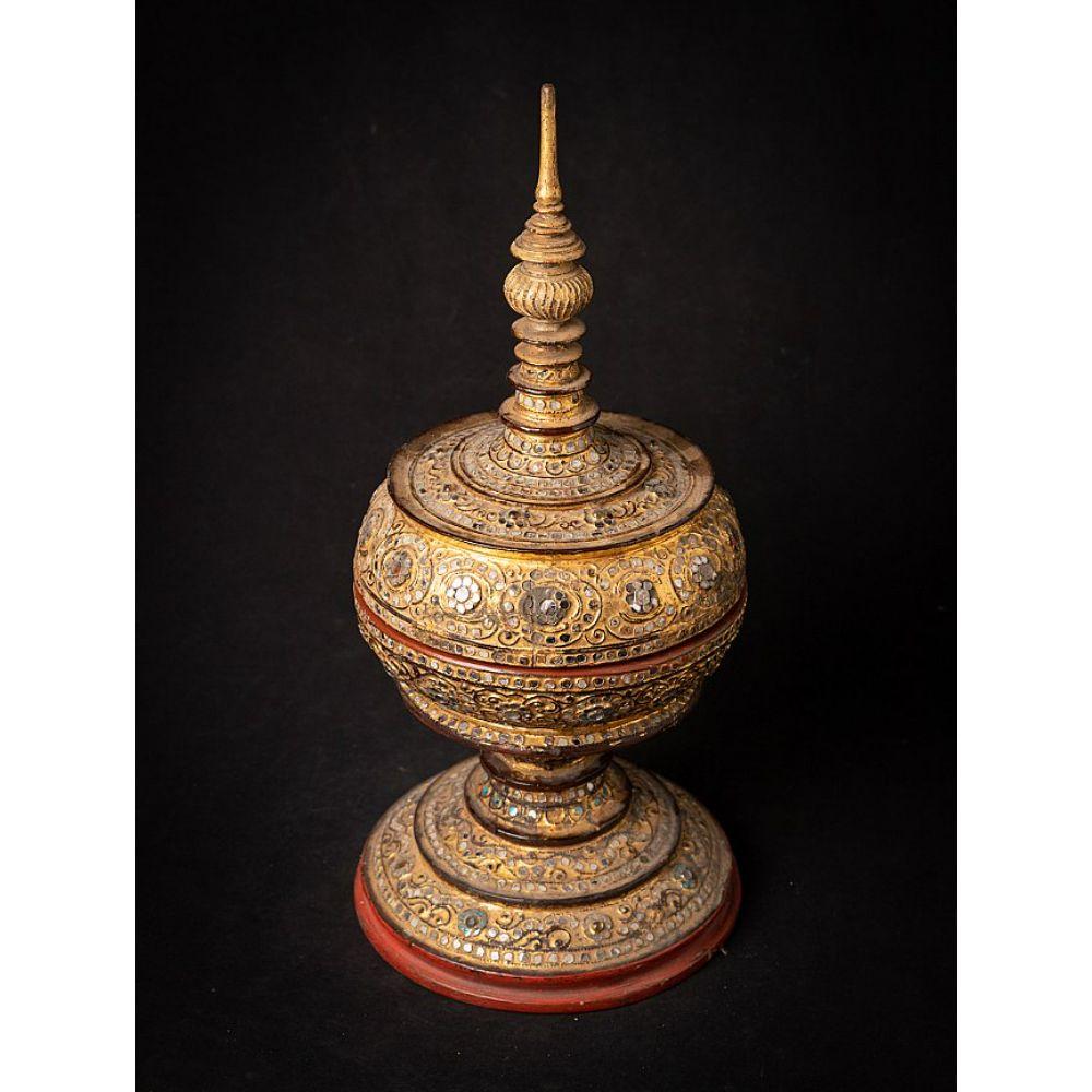 Antique wooden Burmese offering vessel from Burma For Sale 2