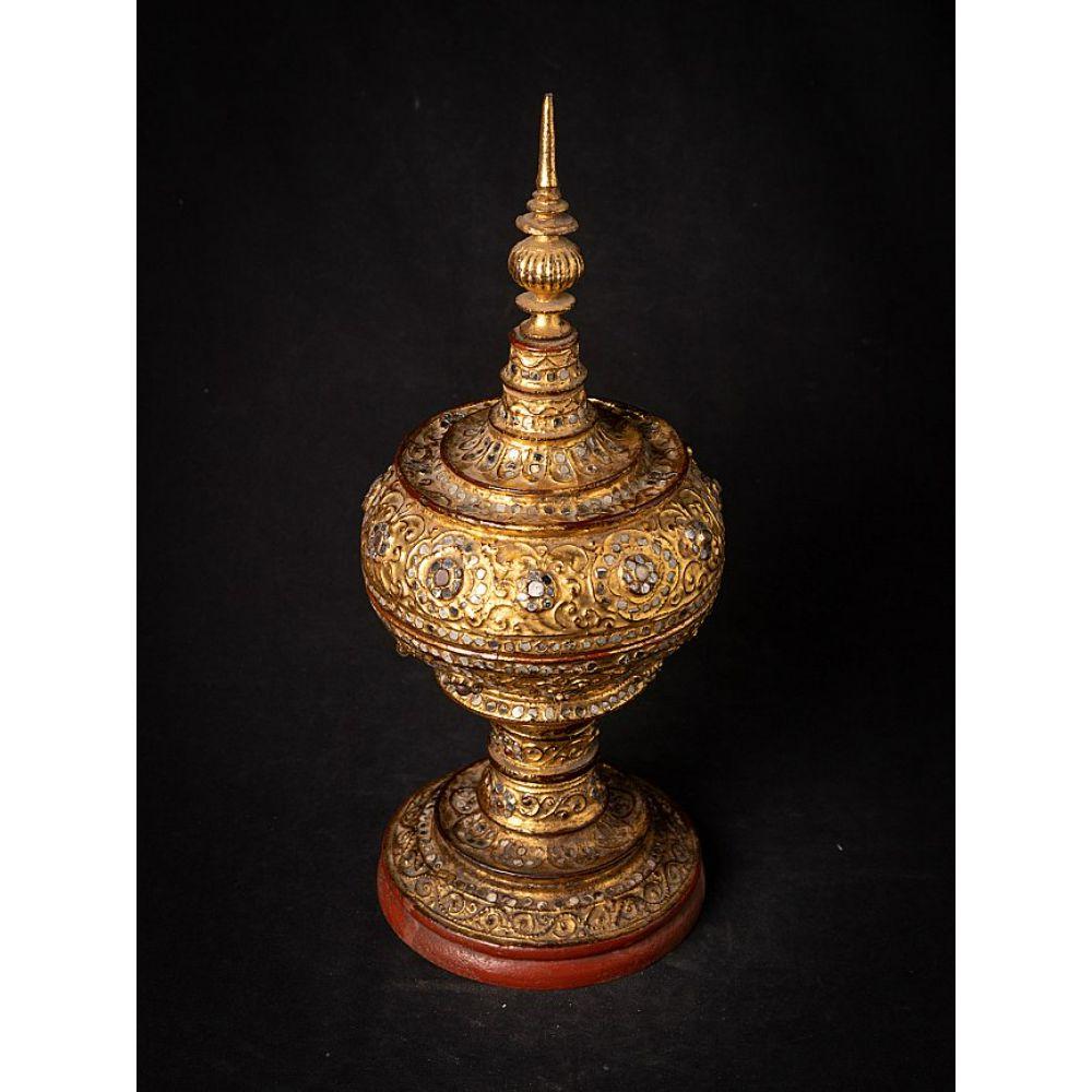Antique wooden Burmese offering vessel from Burma For Sale 4