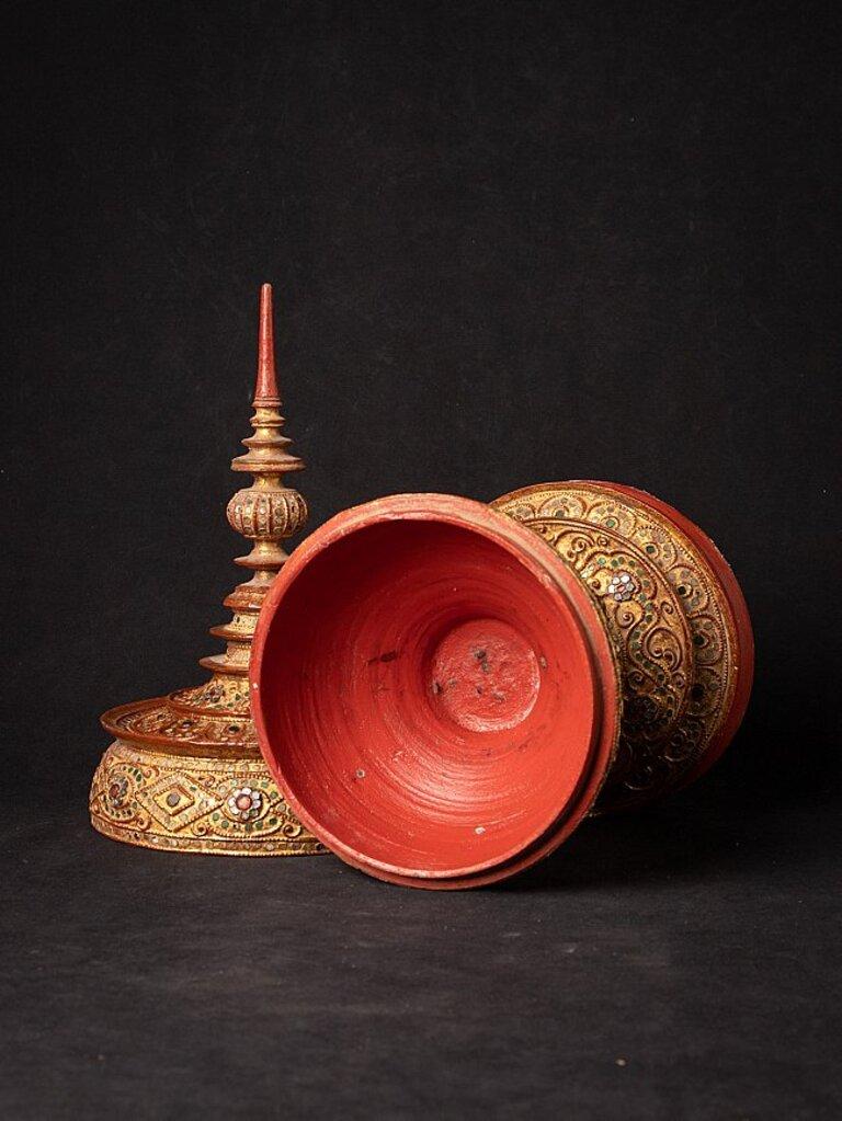 Antique Wooden Burmese Offering Vessel from Burma Original Buddhas For Sale 1