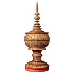 Ancien récipient en bois birman de Birmanie  Bouddhas originaux