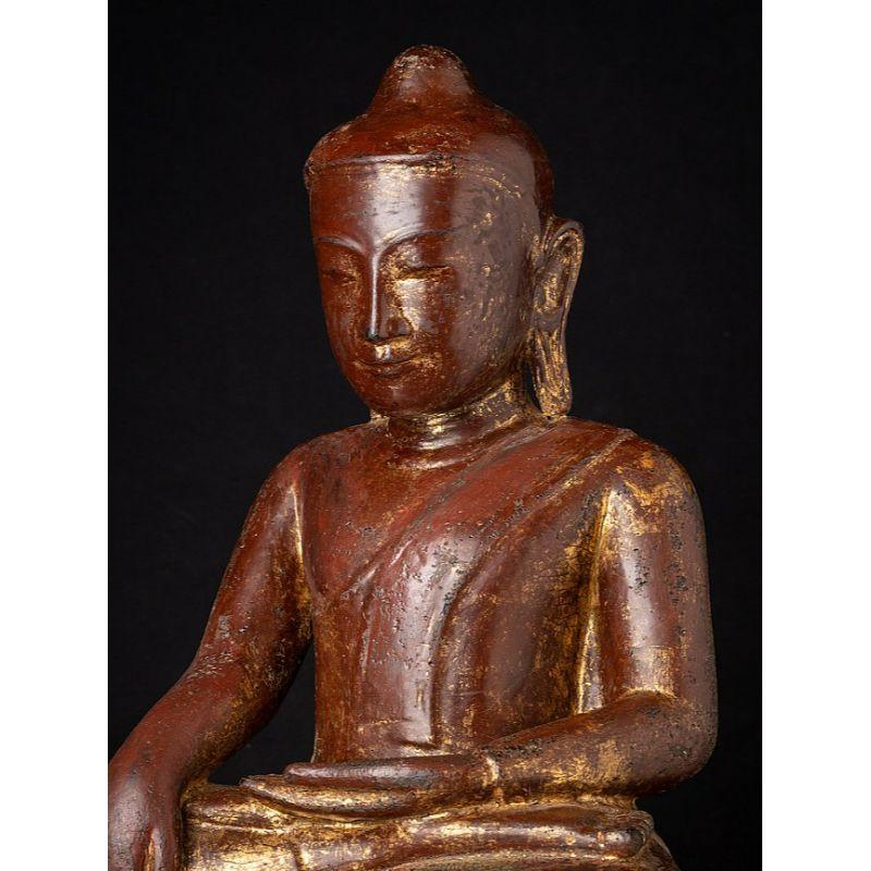 Antike burmesische Pinya-Buddha-Statue aus Holz aus Burma im Angebot 6