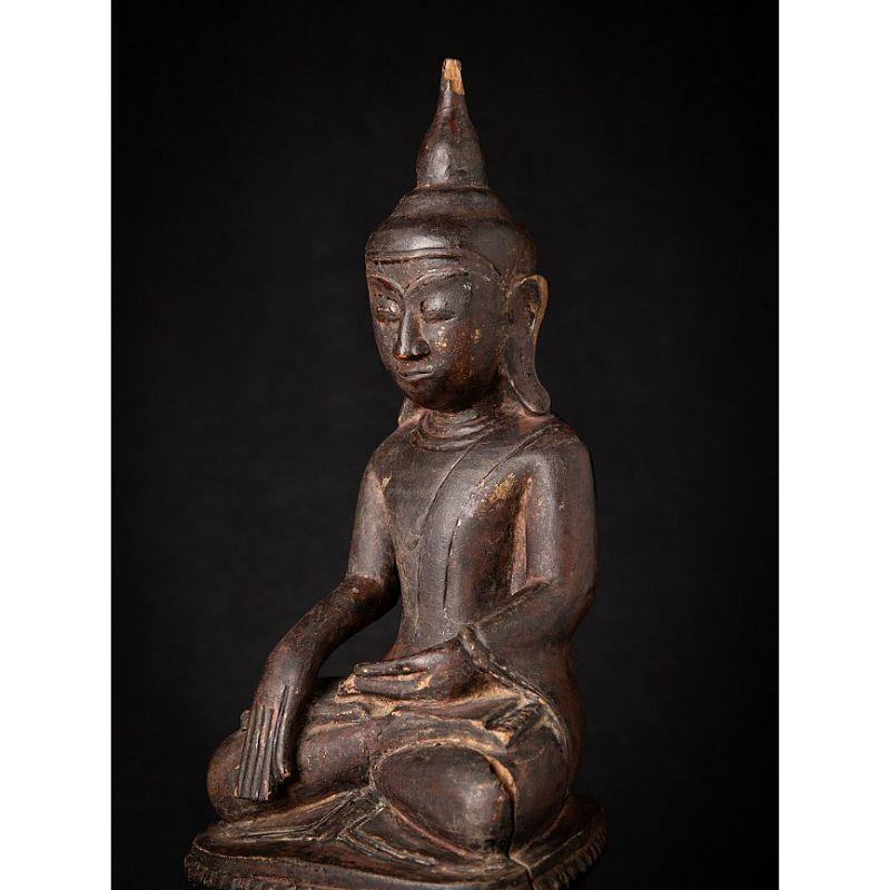 Antique wooden Burmese Shan Buddha from Burma For Sale 6