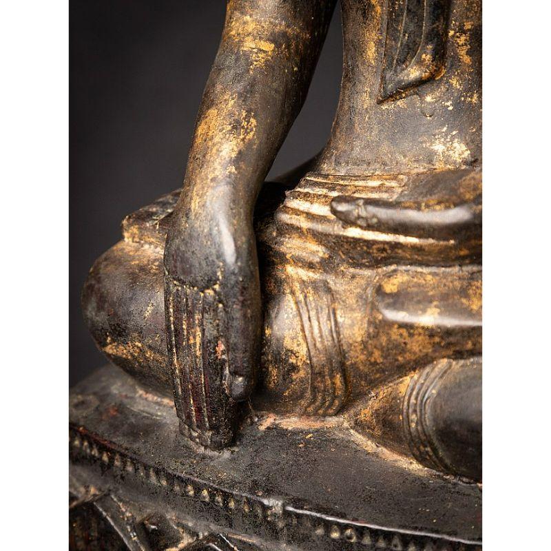 Antiker burmesischer Shan-Buddha aus Holz aus Burma im Angebot 13
