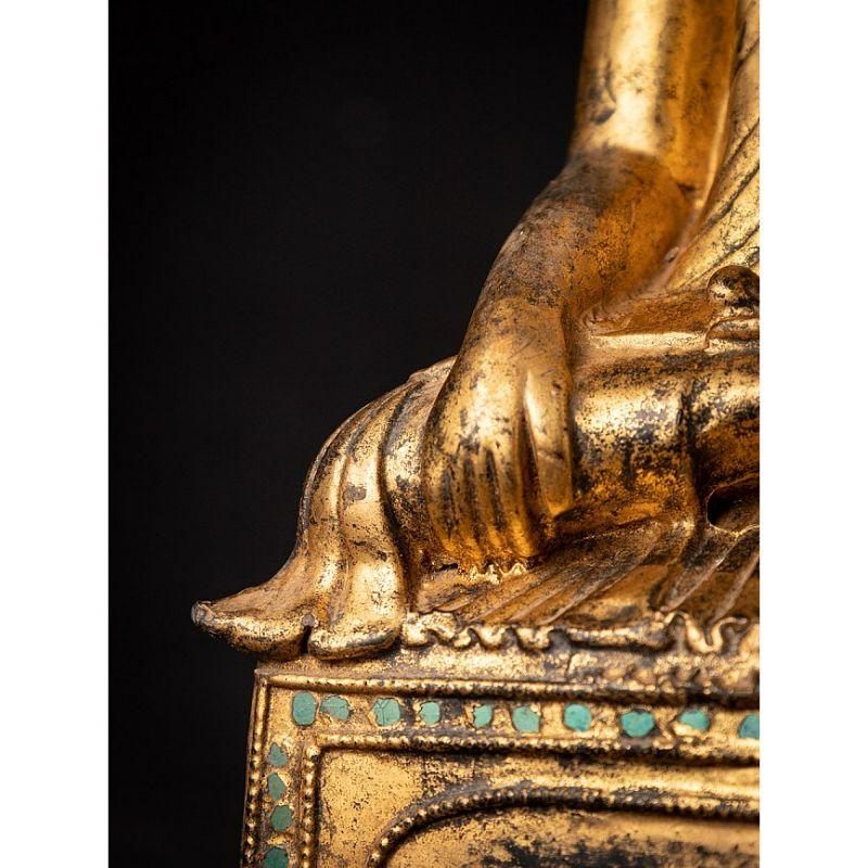 Antiker burmesischer Shan-Buddha aus Holz aus Burma im Angebot 14