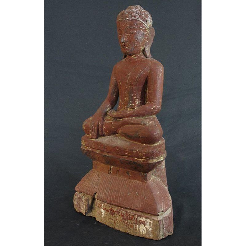 Material: wood
53,5 cm high 
Weight: 3.5 kgs
Shan (Tai Yai) style
Bhumisparsha mudra
Originating from Burma
18th century
 