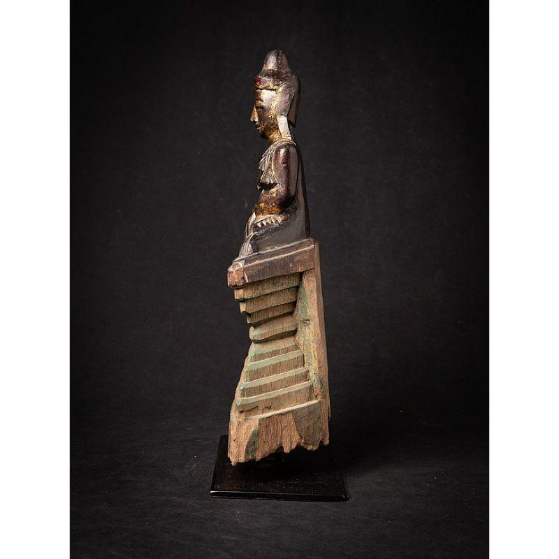 Antique wooden Burmese Shan Buddha from Burma In Good Condition For Sale In DEVENTER, NL