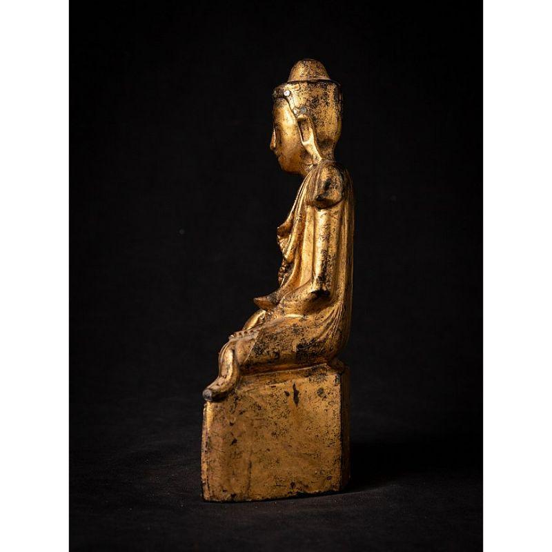 Antique Wooden Burmese Shan Buddha from Burma In Good Condition For Sale In DEVENTER, NL