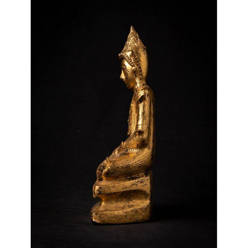 Antique wooden Burmese Shan Buddha from Burma In Good Condition For Sale In DEVENTER, NL