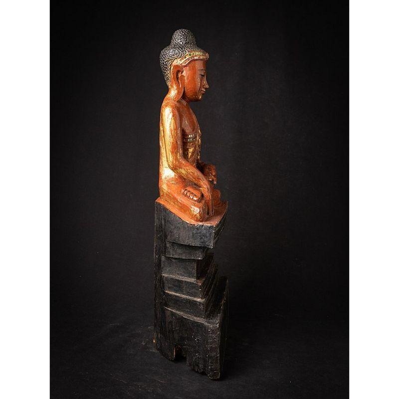 Antiker burmesischer Shan-Buddha aus Holz aus Burma (18. Jahrhundert und früher) im Angebot