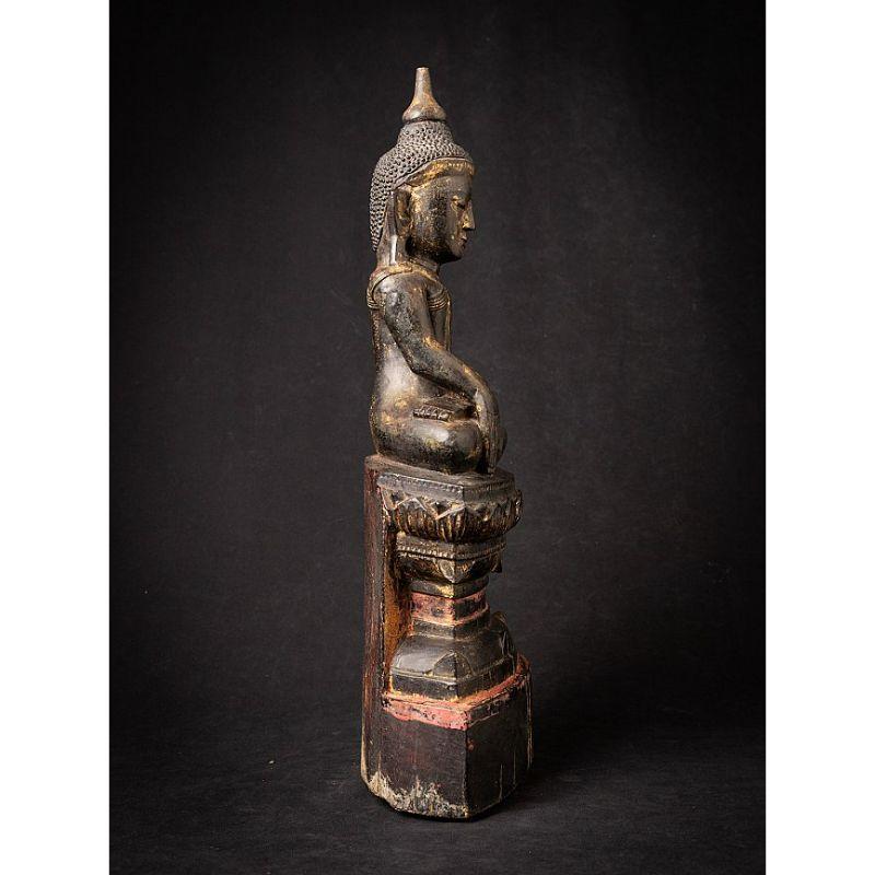 Antiker burmesischer Shan-Buddha aus Holz aus Burma (18. Jahrhundert und früher) im Angebot