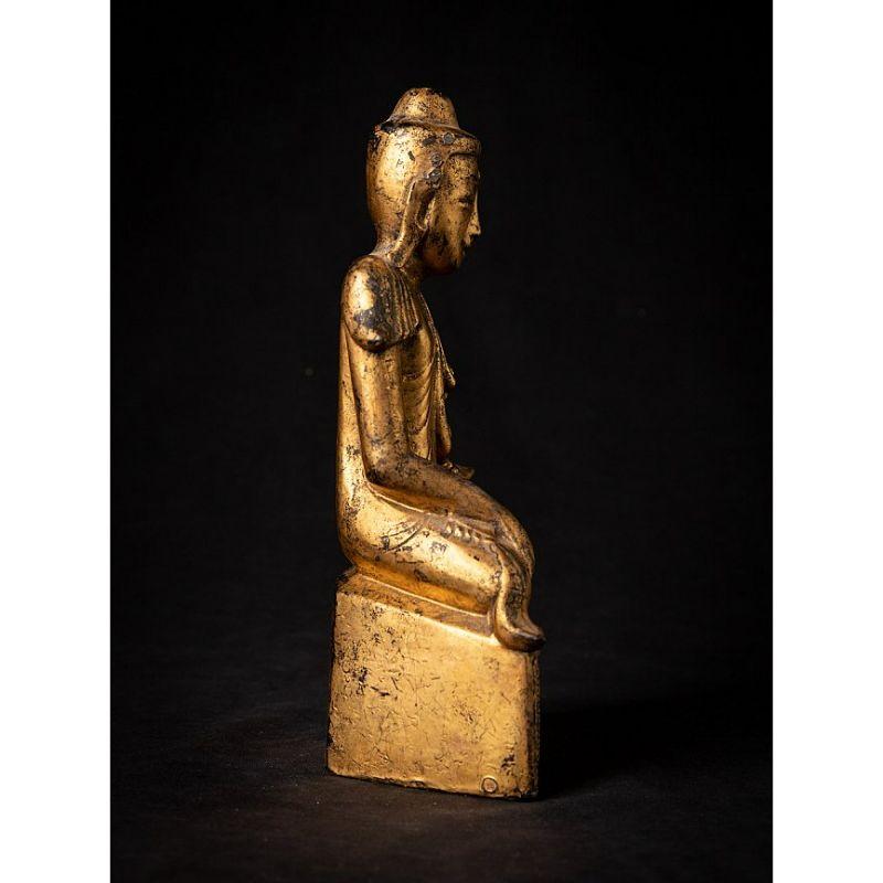 Antiker burmesischer Shan-Buddha aus Holz aus Burma (19. Jahrhundert) im Angebot