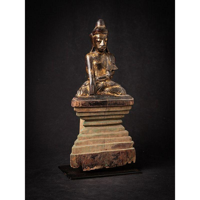 Antique wooden Burmese Shan Buddha from Burma For Sale 1