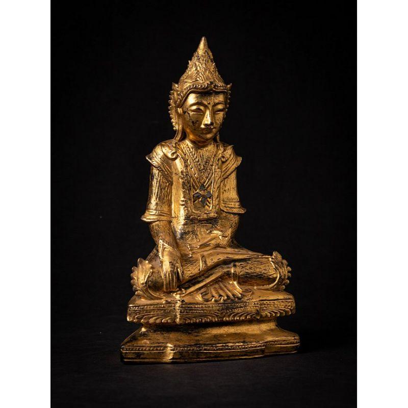 Antique wooden Burmese Shan Buddha from Burma For Sale 1