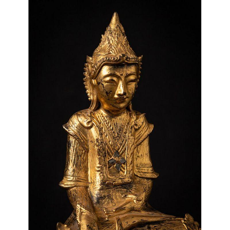 Antique wooden Burmese Shan Buddha from Burma For Sale 2