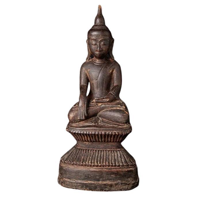 Antique wooden Burmese Shan Buddha from Burma For Sale