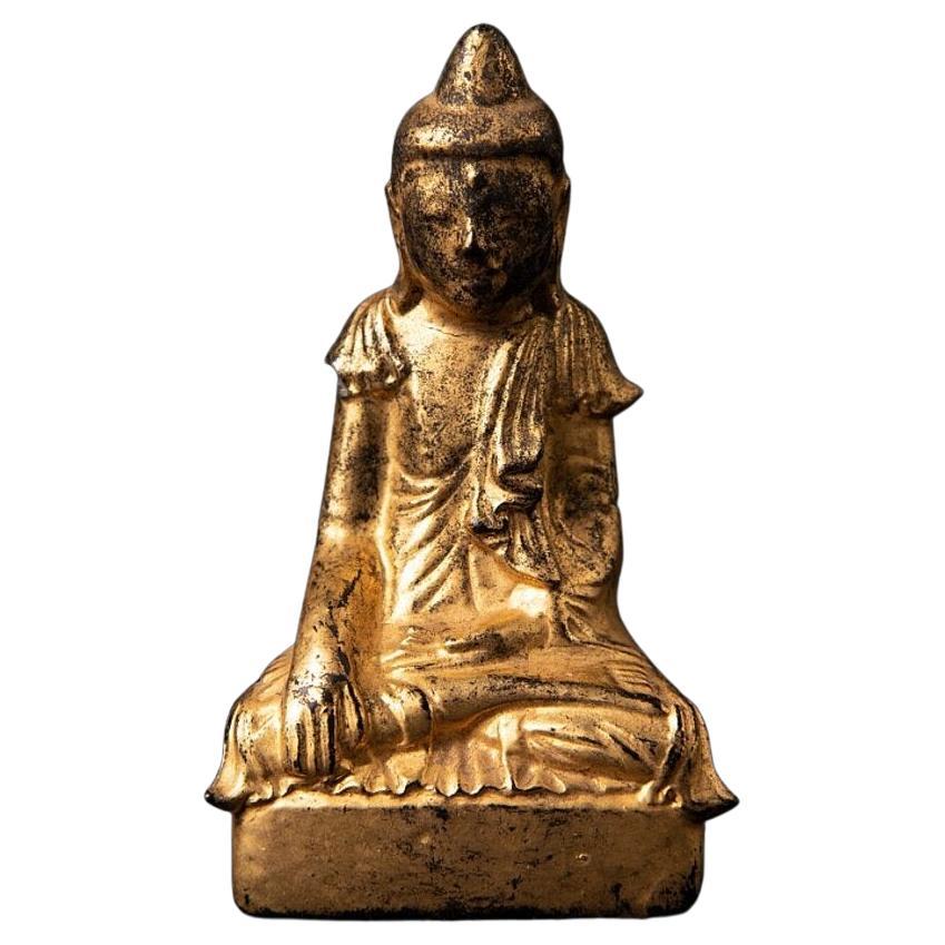 Antiker burmesischer Shan-Buddha aus Holz aus Burma